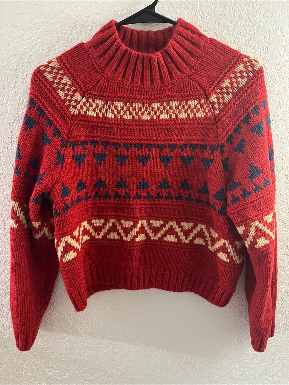 Universal thread goods co sweater